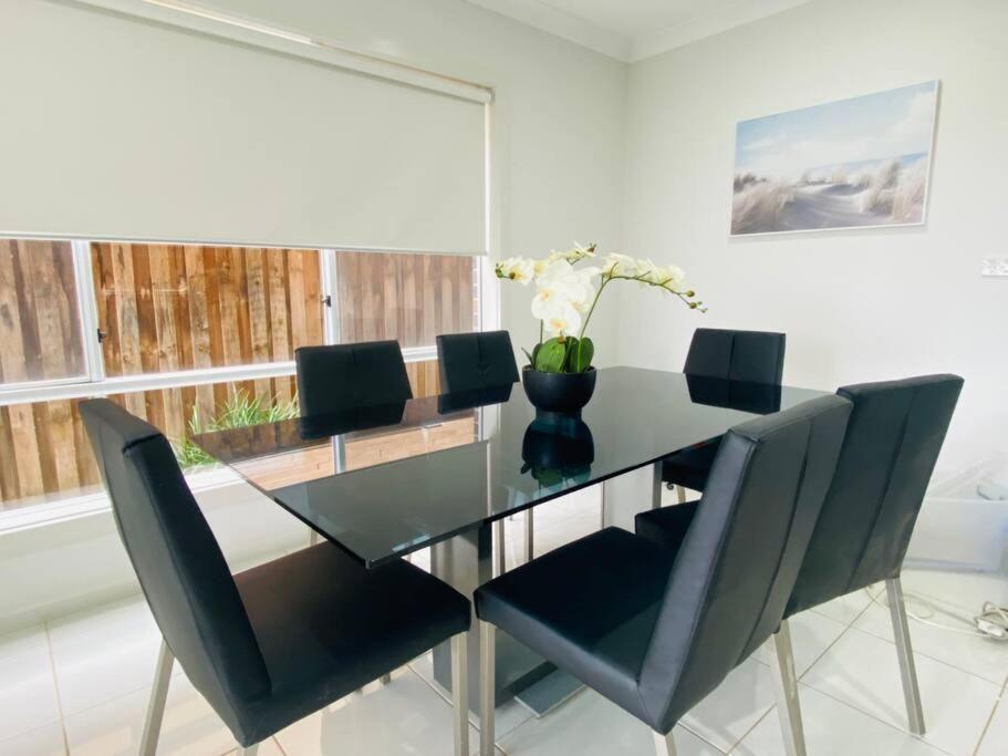 Kellyville 5Br Near Park And Shopping Mall Eksteriør bilde